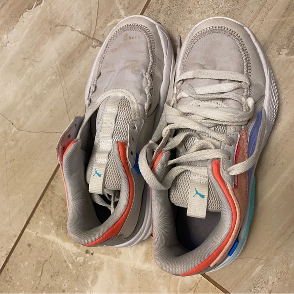 Puma Basketball 🏀 Shoes. Size 4.5, worn one season, indoor only. - Picture 3 of 3